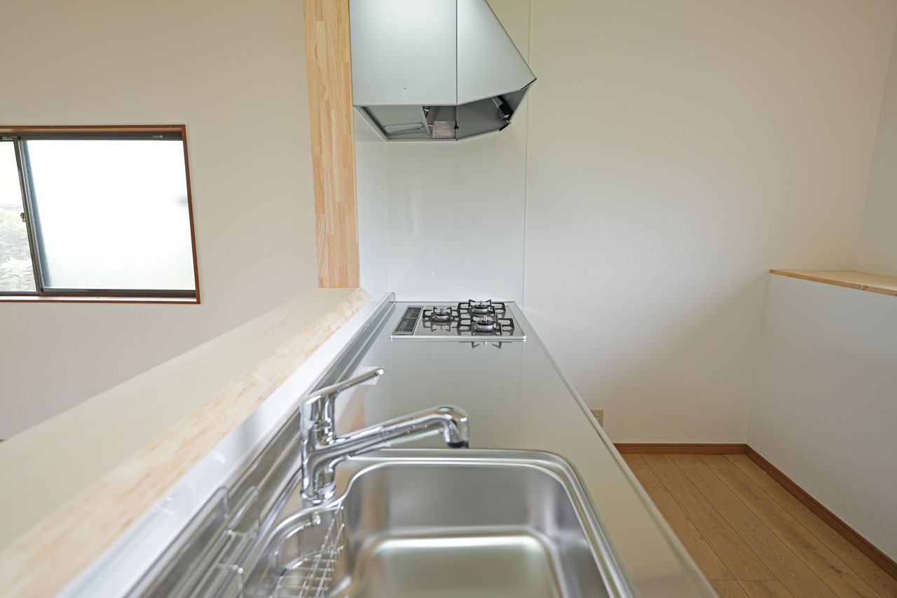 桜井市大字芝：無垢材ボード写真