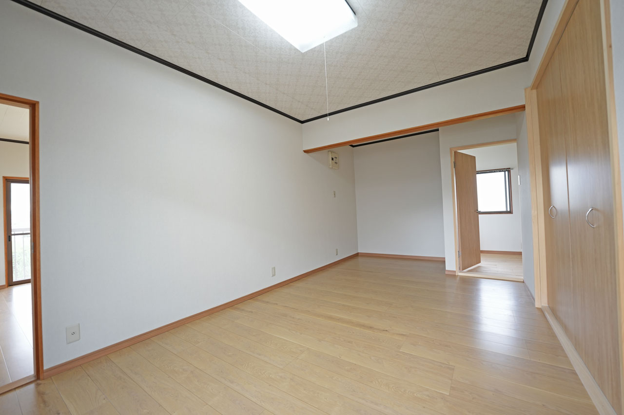 桜井市大字芝：8.5帖洋室写真