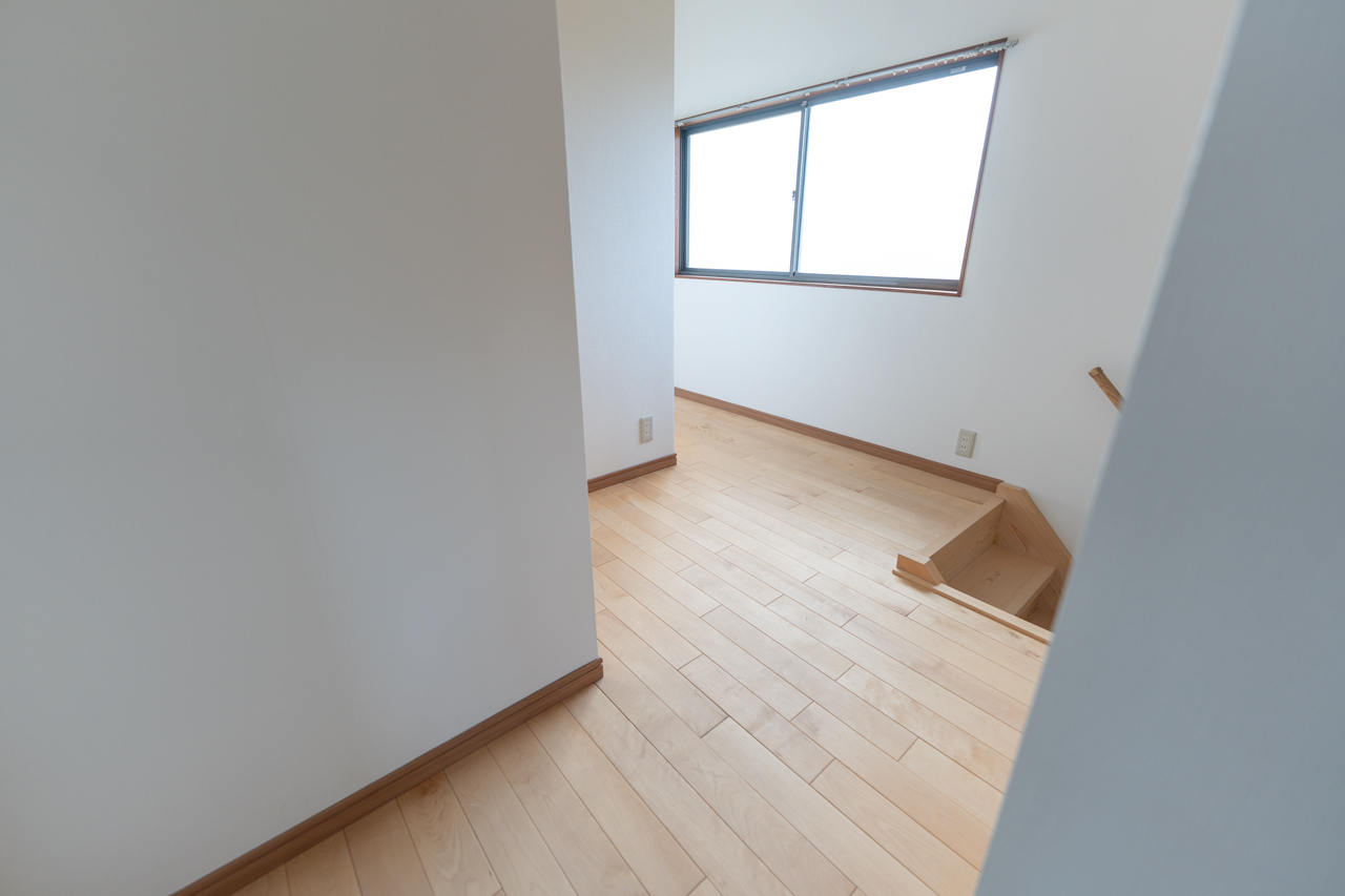 桜井市大字芝：２F収納スペース写真