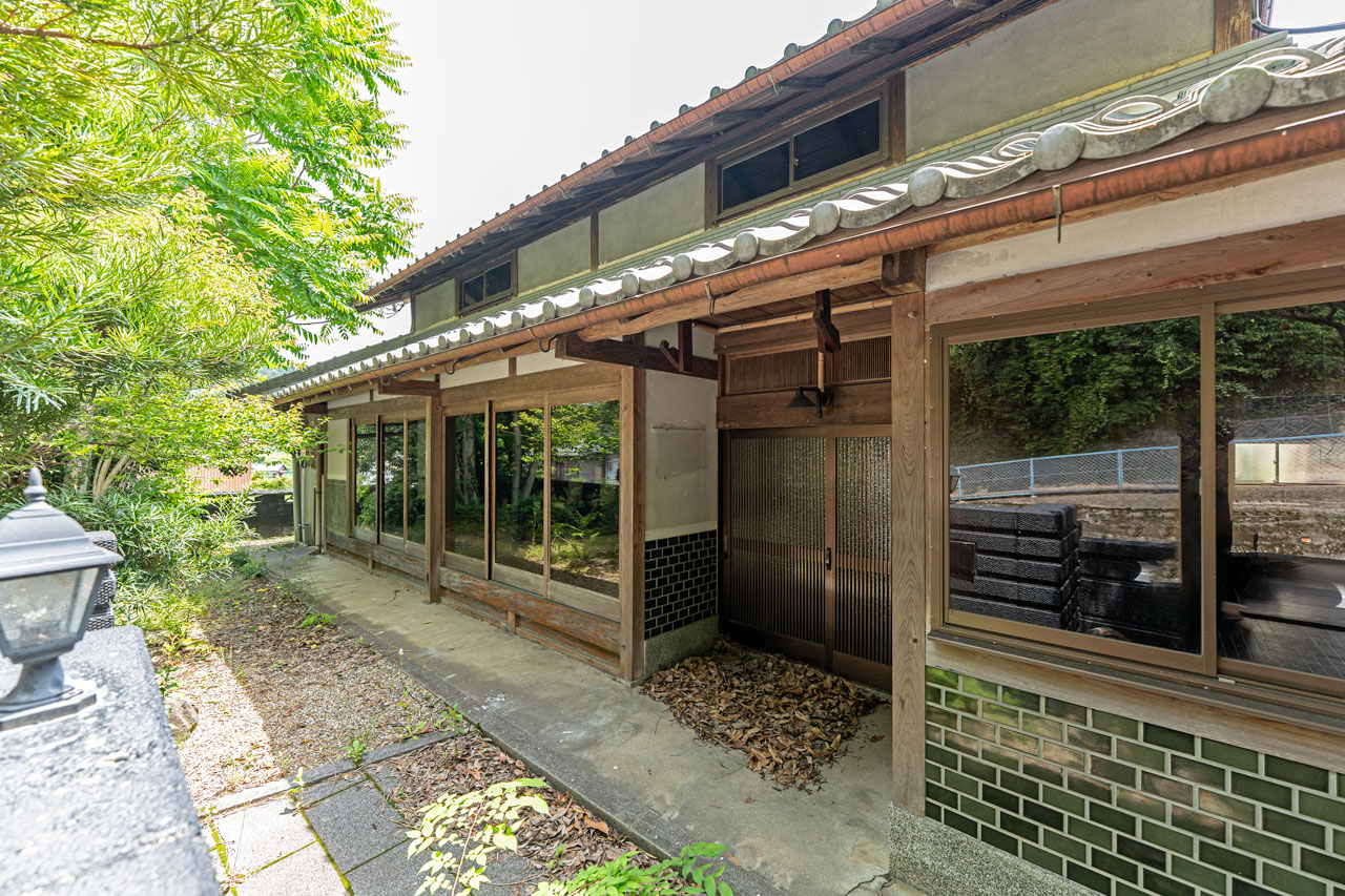 宇陀市榛原山辺三：玄関入口