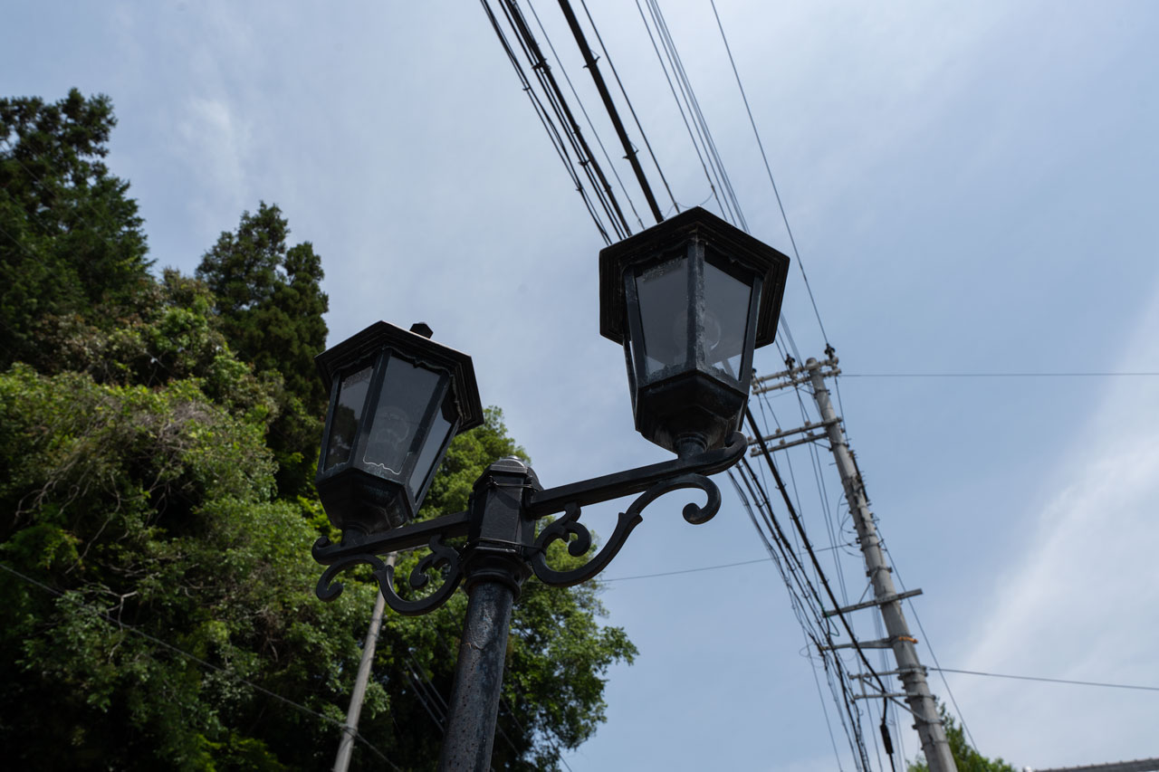 宇陀市榛原山辺三：駐車スペース街灯