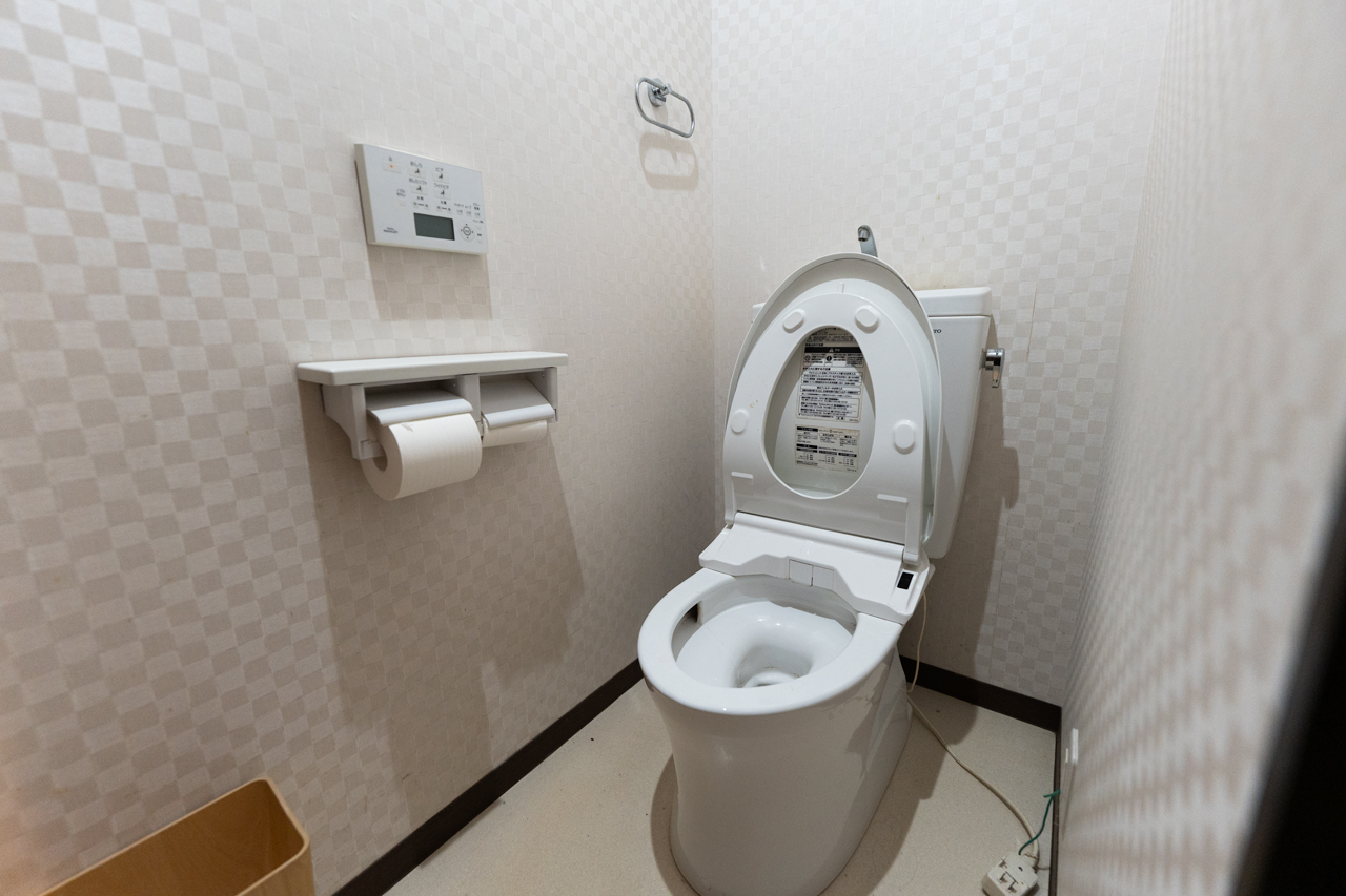 奈良県山辺郡山添村岩屋：トイレ写真