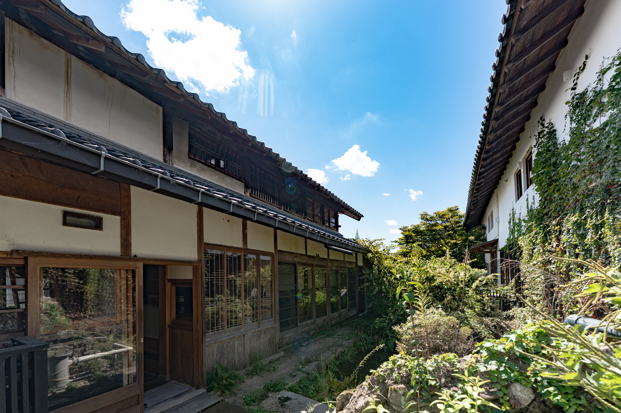 奈良県山辺郡山添村岩屋：内庭