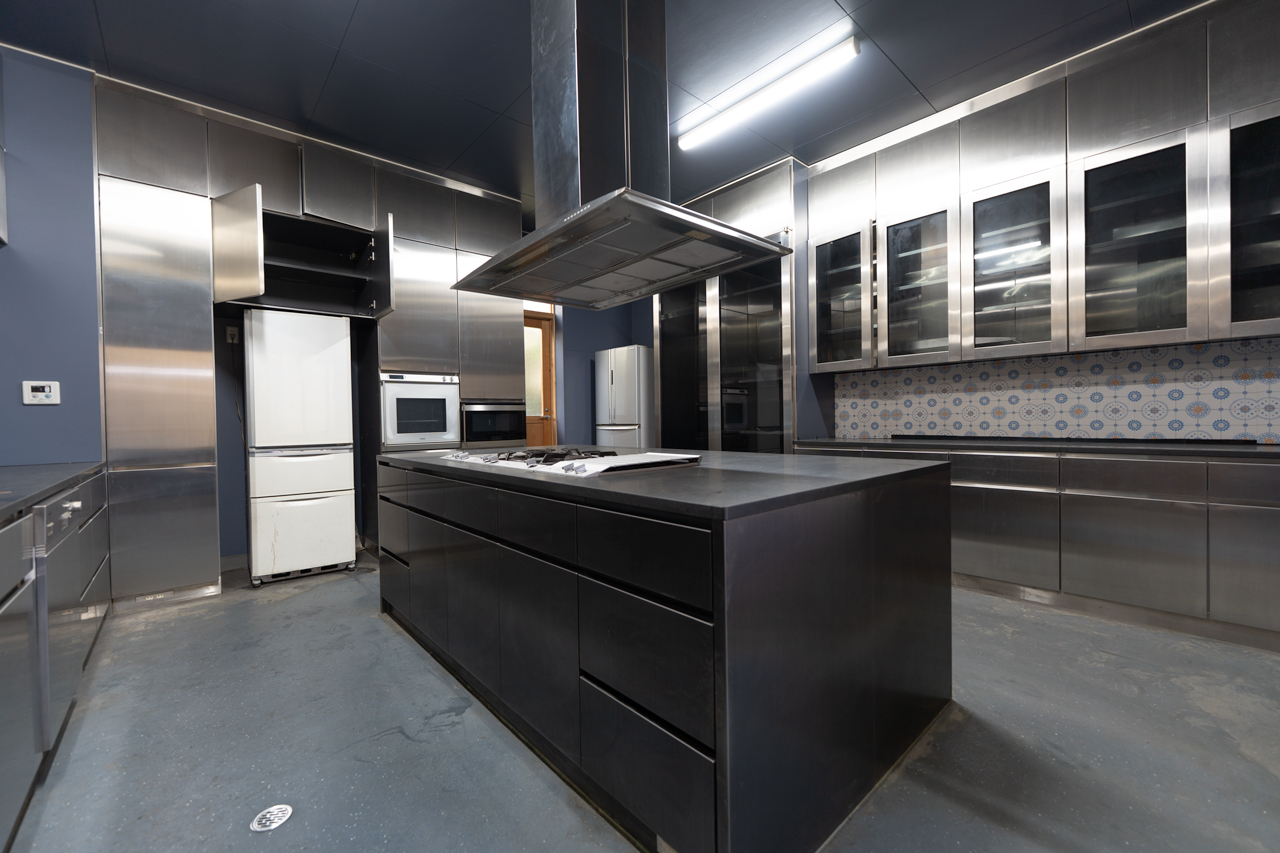 奈良県山辺郡山添村岩屋：キッチンエリア