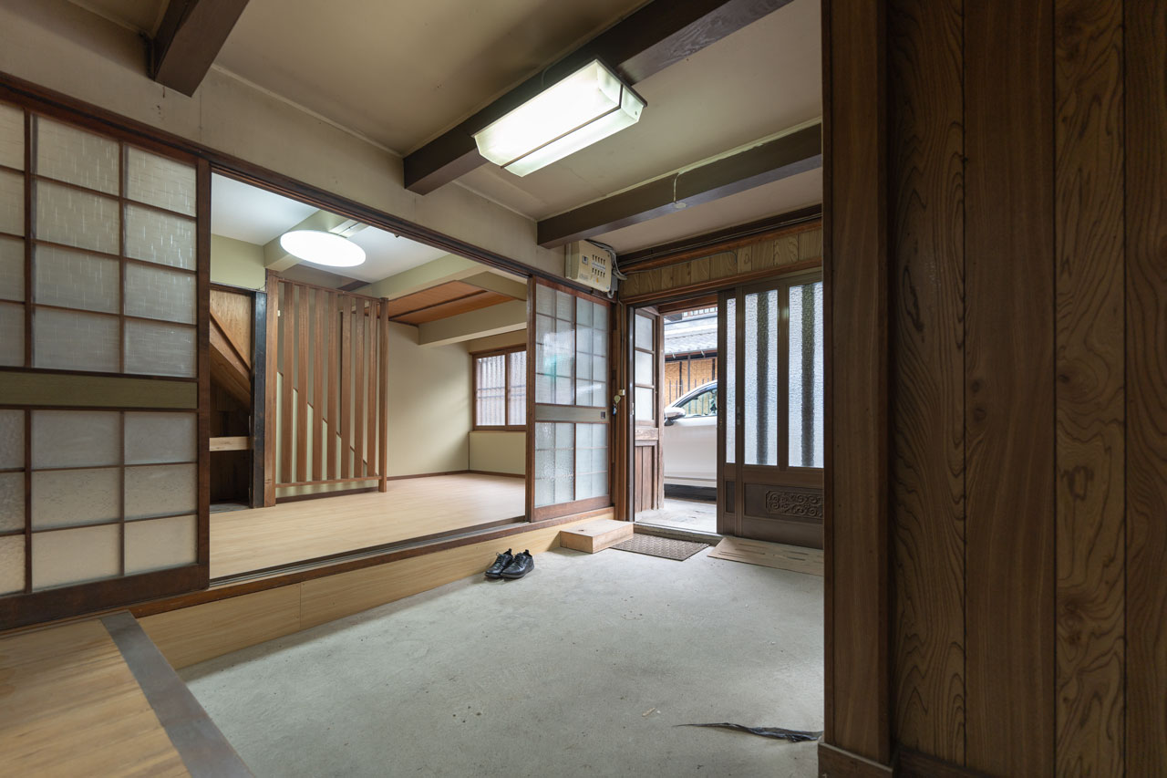 奈良県宇陀市大宇陀中新:土間玄関写真