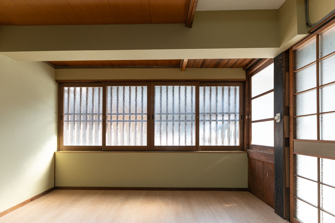 奈良県宇陀市大宇陀中新:窓写真