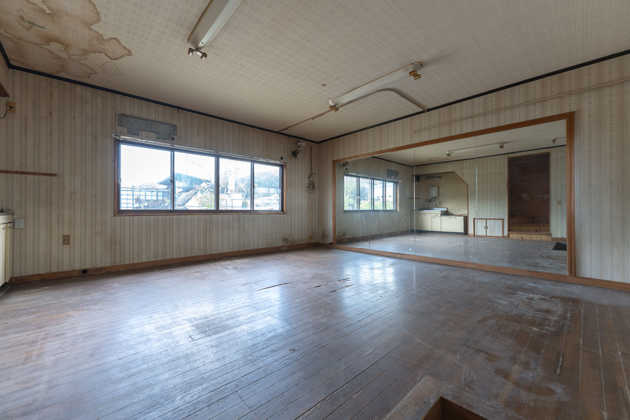 桜井市大字浅古：事務所