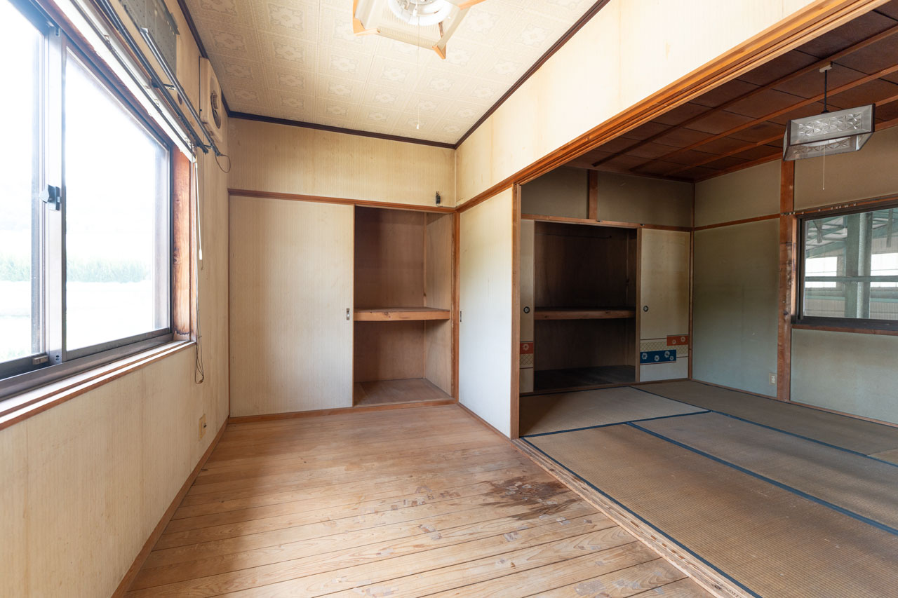 桜井市大字浅古：事務所