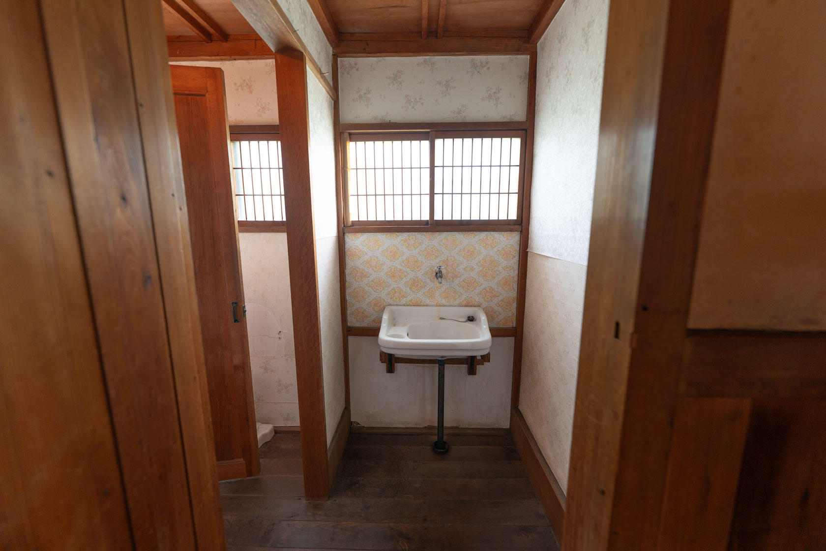 奈良県十津川村大字上野地：洗面所