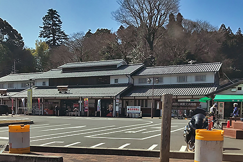  道の駅「宇陀路大宇陀」徒歩9分。